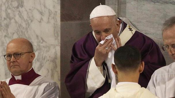 Son dakika haberi: Papa hastalandı, tüm etkinlikler iptal edildi
