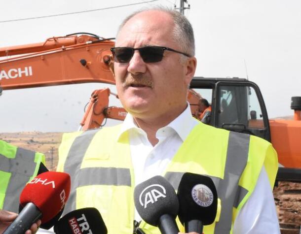 Sivas Belediye Başkanı kesintilere başlayacağız diyerek duyurdu: 1 aylık suyumuz kaldı