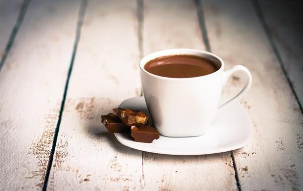 Nutellali Sicak Cikolata Tarifi Nasil Yapilir Yemek Com
