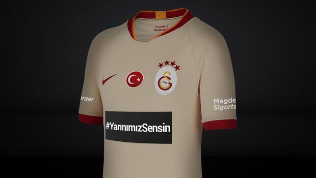 Galatasaray'dan 10 Kasım için özel forma!