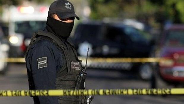 Meksika'da toplu mezarda 24 ceset bulundu