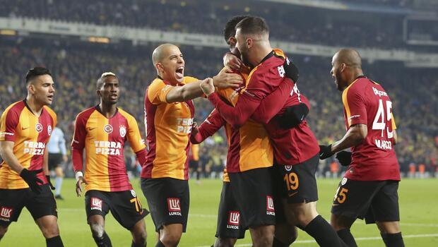 Fenerbahçe-Galatasaray maçından en özel kareler!