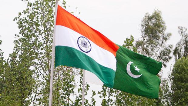 Hindistan ve Pakistan arasındaki kontrol hattında sıcak çatışma