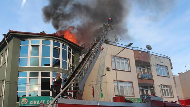 Amasya'da binanın terasında yangın