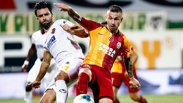 Galatasaray'ın golcüsü Adem Büyük'ten flaş sözler: 'Taraftara borcumuz var'