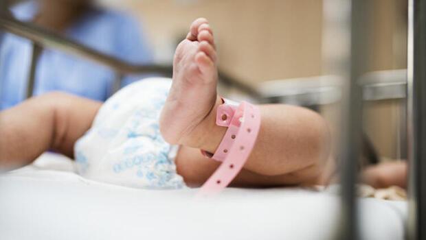 İran’da kahreden olay! 7 günlük bebek koronavirüs nedeniyle hayatını kaybetti