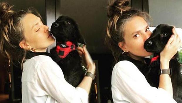 Aslı Enver'in köpeği ile eğlenceli anları!