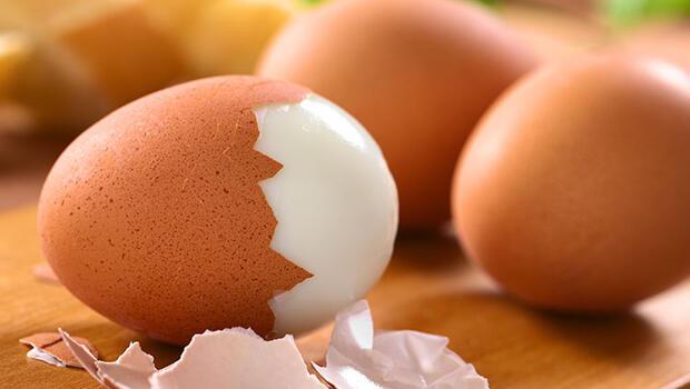 Haşlanmış yumurta en kolay nasıl soyulur? Farklı yöntemleri sizin için araştırdık