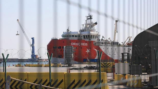 'Oruç Reis' yeniden Antalya Limanı'nda