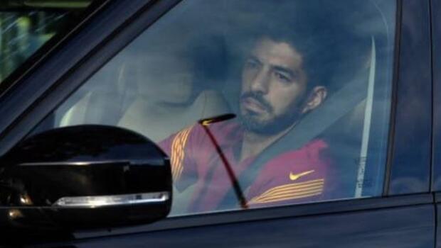 Son Dakika | Luis Suarez, Barcelona'ya gözyaşlarıyla veda etti