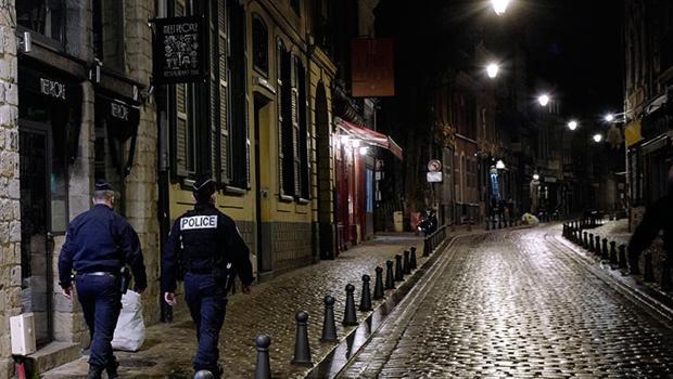 Binlerce polis ve jandarma görevlendirildi! Fransa'da yasak başladı