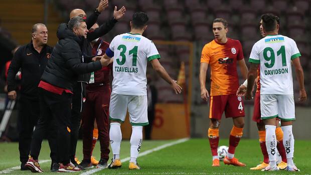 Son Dakika | Galatasaray teknik direktörü Fatih Terim ile Alanyasporlu Davidson arasında gerginlik!