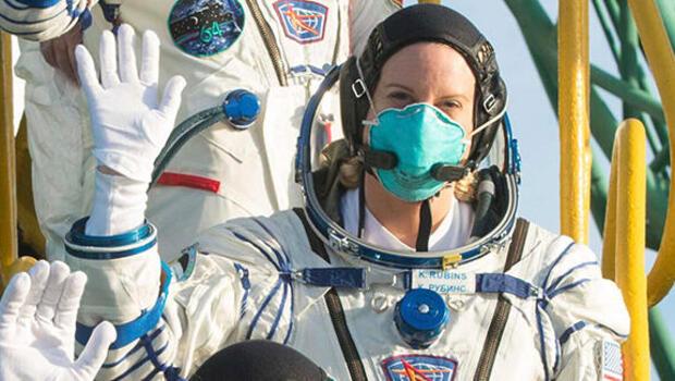 ABD'li astronot Kate Rubins, uzayda oy kullandı
