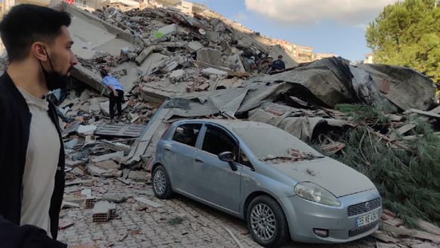 Son dakika… İzmir’de deprem fırtınası! Çok sayıda artçı meydana geldi…