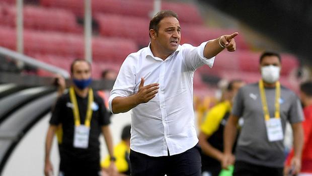 Son Dakika Haberi | Ankaragücü'nde Fuat Çapa'dan Galatasaray maçı sonrası 'VAR' tepkisi!