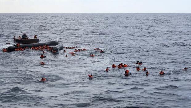 Libya açıklarında düzensiz göçmenleri taşırken batan iki teknede ölü sayısı 100'e yükseldi