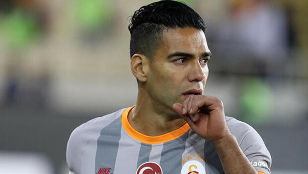 Son Dakika Haberi | Galatasaray'da Radamel Falcao ve Luyindama açıklaması