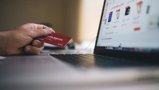 Black Friday: İndirim ararken verilerinizi kaptırmayın