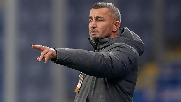 Son Dakika Haberi | Karabağ Teknik Direktörü Gurbanov'dan Sivasspor maçı yorumu: 'Futbolda bu var'