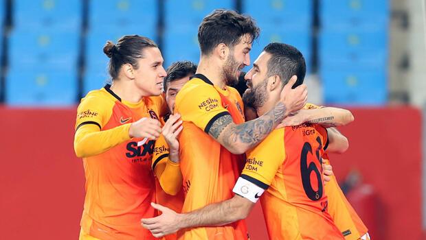 Trabzonspor-Galatasaray maçında Arda Turan tarihe geçti! Tam 11 yıl sonra bir ilk...