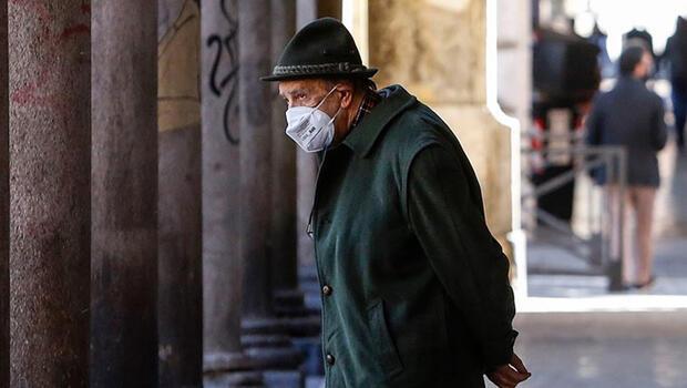 İtalya'da son 24 saatte koronavirüsten 620 kişi hayatını kaybetti