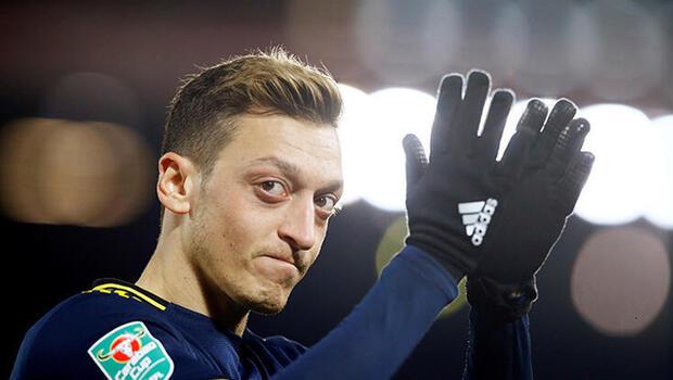 Mesut Özil, Fenerbahçe'yi takibe aldı! Taraftar heyecanlandı...