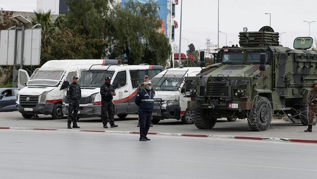 Tunus'ta 200 kişi gözaltına alındı
