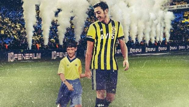 Mesut Özil'den bir Fenerbahçe paylaşımı daha! Çocukluğu...