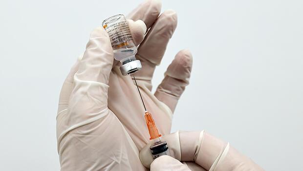 Türkiye'de koronavirüs aşısı yaptıranların sayısı 1 milyonu aştı