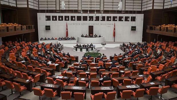 AK Parti yeni kanun teklifini Meclis'e sundu