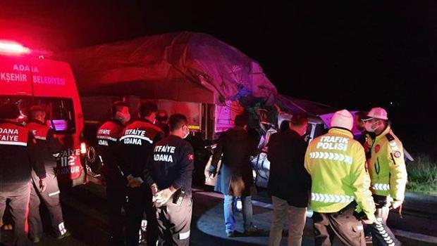 Adana'da korkunç kaza! 3 ölü