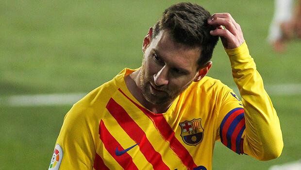 Barcelona'da Lionel Messi'nin başı 