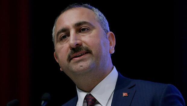 Adalet Bakanı Gül'den 19 Mayıs mesajı: 'Büyük ve güçlü Türkiye, gençlerin omuzlarında daha da yükselecektir'