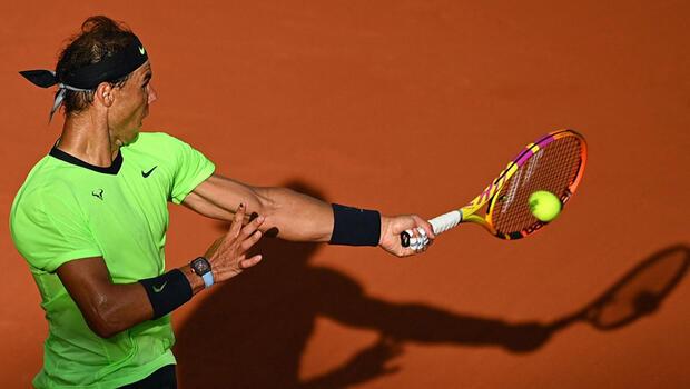 Fransa Açık tek erkeklerde son çeyrek final biletini Nadal aldı