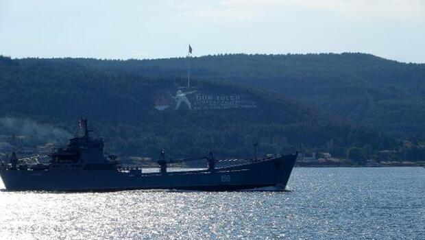 Rus savaş gemisi ‘Saratov’ Çanakkale Boğazı'ndan giriş yaptı