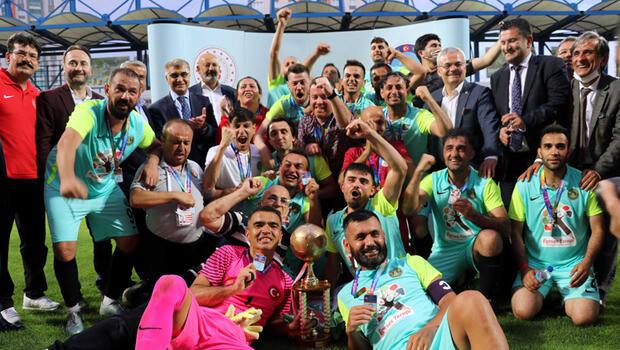 İşitme Engelliler Futbol Süper Lig'de Karşıyaka şampiyon oldu