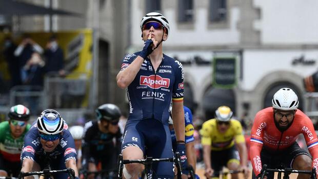 Fransa Bisiklet Turu'nun üçüncü etabını Tim Merlier kazandı