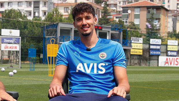 Fenerbahçe'de Altay Bayındır'dan Pereira'ya övgü ve taraftara çağrı