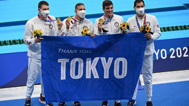 Tokyo 2020'de ABD'den dünya rekoru! Altın madalya...