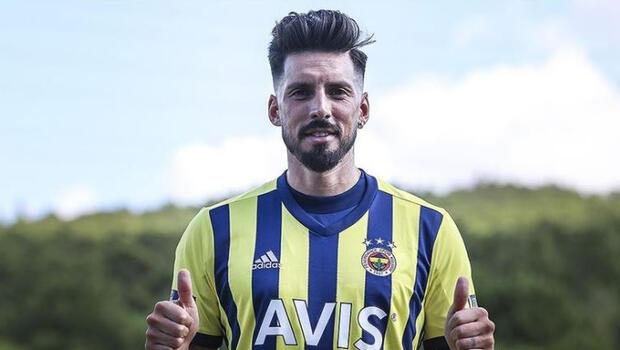 Son Dakika: Fenerbahçe'de Jose Sosa gelişmesi! Ayrılık...