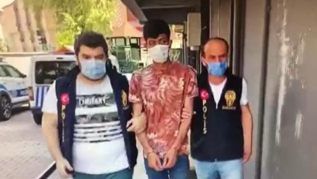 Taksicinin boğazına bıçak dayayan gaspçı, düşürdüğü telefon sayesinde yakalandı