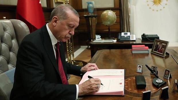 4 general emekli oldu, 5 general bir üst rütbeye terfi ettirildi