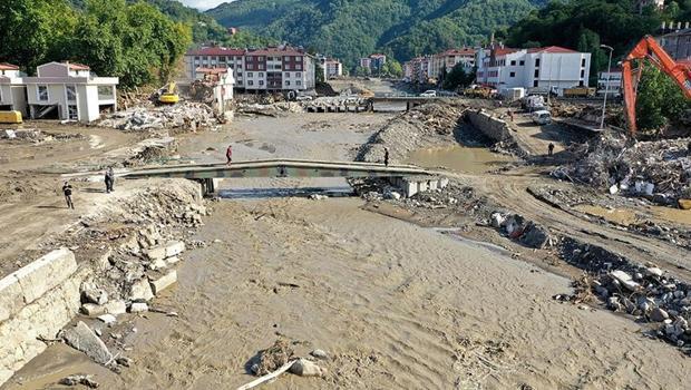 Bakan Soylu, Bozkurt'tan 13 bin kamyon çamur çıkarıldığını açıkladı