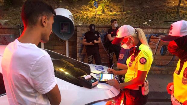 Yeditepe Huzur Denetimi'nde haklarında arama kararı olan 361 kişi yakalandı