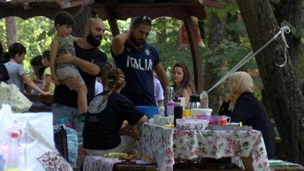 Piknikçiler Belgrad Ormanı'na akın etti