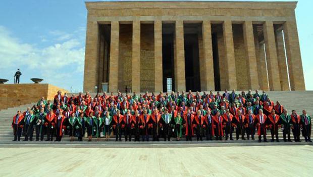 Yargıtay üyelerinden Anıtkabir'e ziyaret