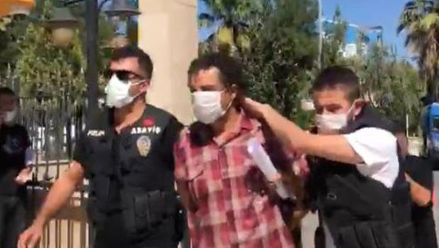 Kızını yakan baba, daha önce de eşinin üzerine kaynar su dökmüş