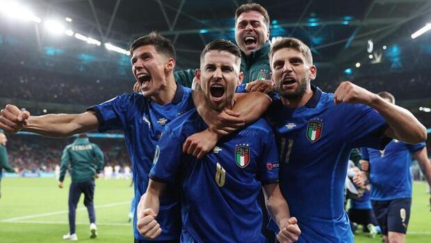 Son Dakika: İtalya'dan dünya rekoru! Yenilmezlik serisi 36 maça çıktı