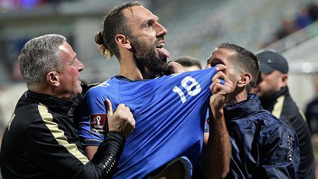 Kosova 1 - 1 Yunanistan (Vedat Muriqi'in golünü izle, maç özeti)