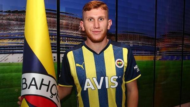 Son dakika: Burak Kapacak için Fenerbahçe'ye transfer teklifi! Lisansı daha dün çıkmıştı...
